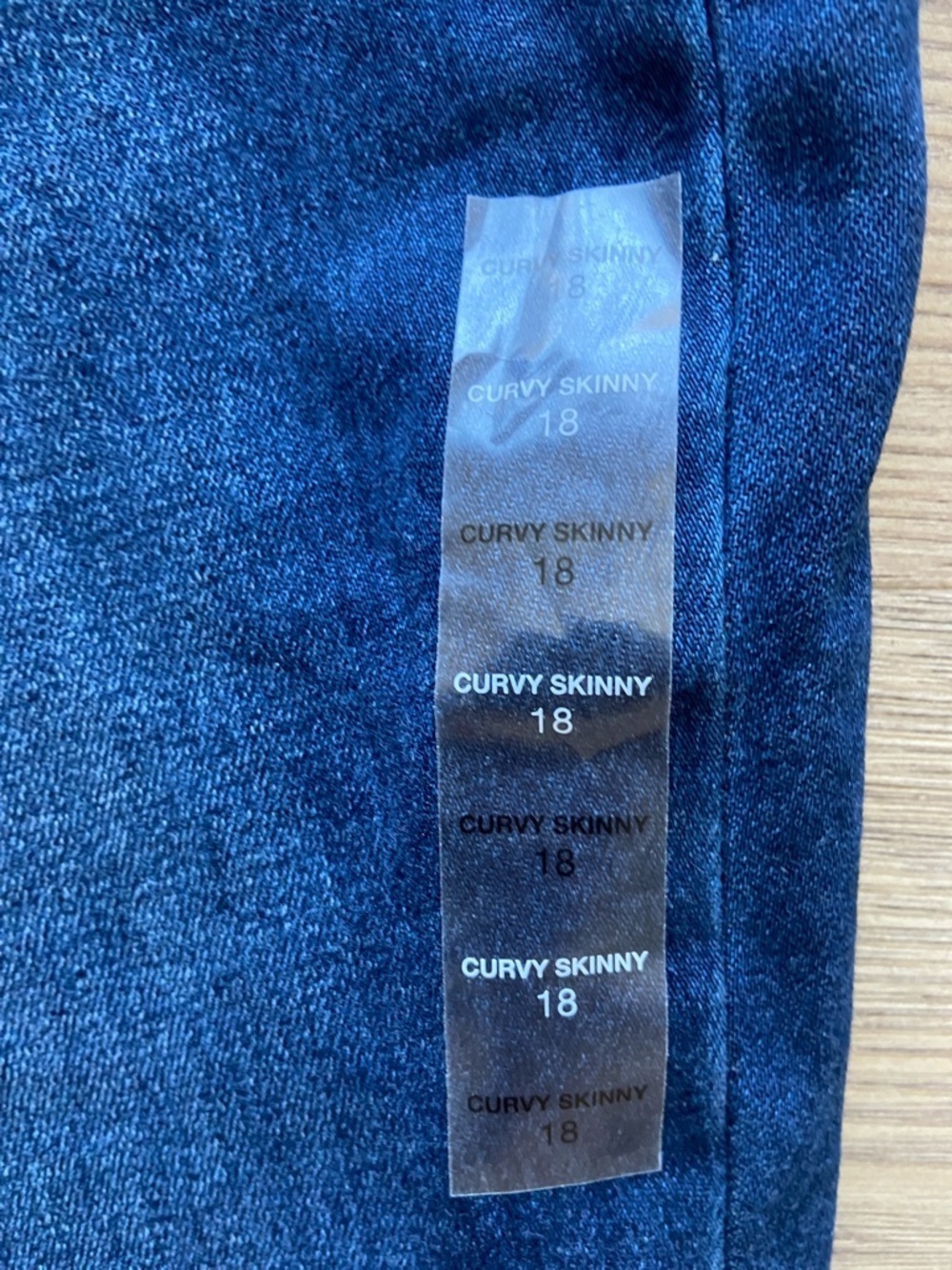 NWT LC Lauren Conrad Feel Good High Rise Curvy Skinny Womens Size 18 - Picture 2 of 6